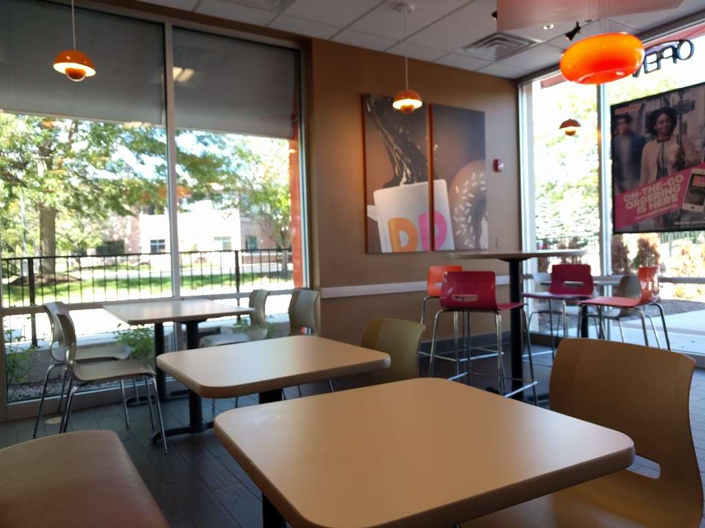 Dunkin Donuts | 2592 N Illinois 83 #2596, Round Lake Beach, IL 60073, USA | Phone: (847) 752-8449