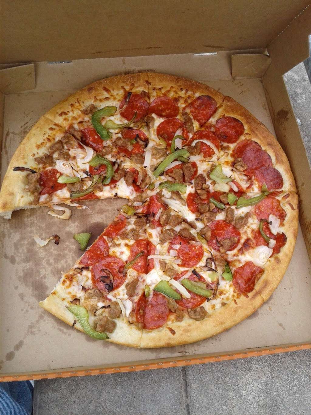 Little Caesars Pizza | 10100 Beechnut Blg 100, Houston, TX 77072, USA | Phone: (281) 564-7740