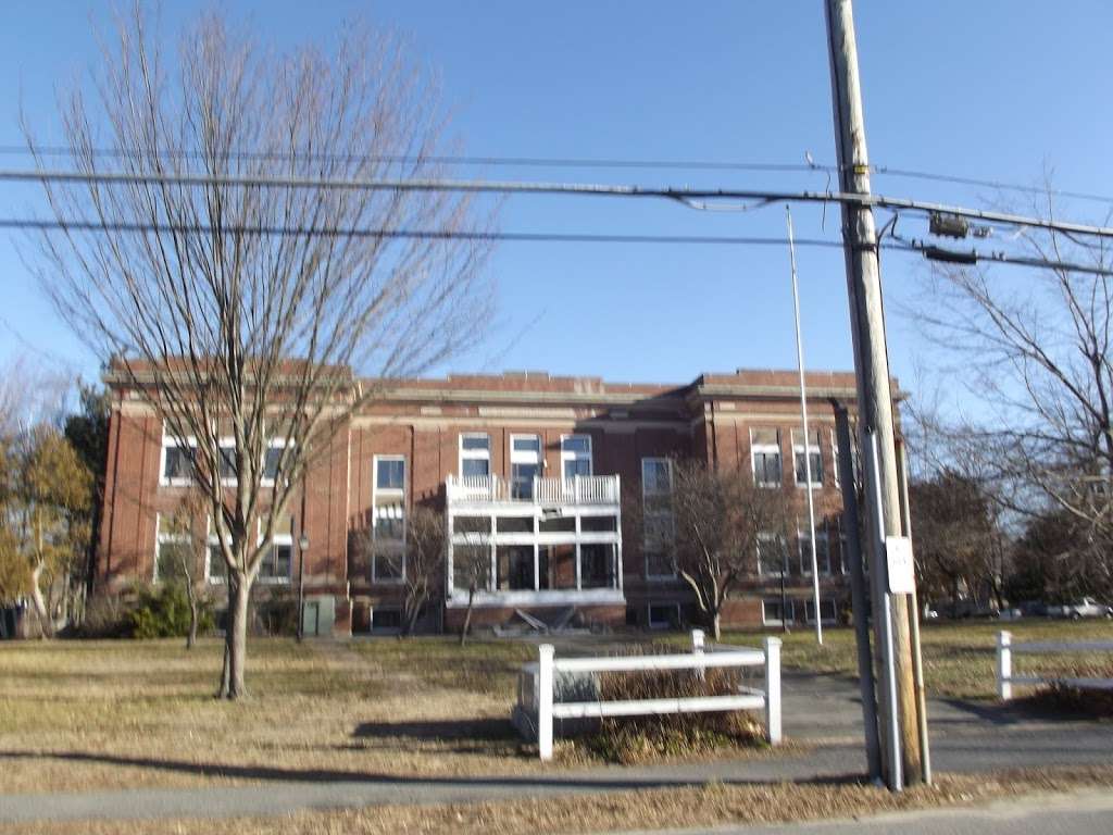 Concord Public Schools | 93 Laurel St, Concord, MA 01742, USA | Phone: (978) 341-2490