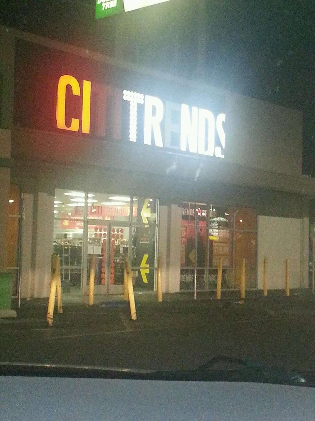 Citi Trends | 1111 W Ave I #107, Lancaster, CA 93534, USA | Phone: (661) 974-7024