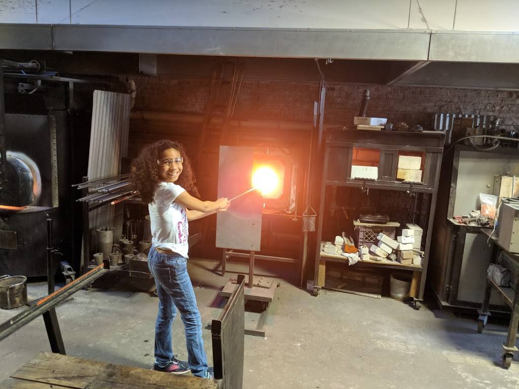 Tulsa Glass Blowing School | 7440 E 7th St, Tulsa, OK 74112, USA | Phone: (918) 582-4527