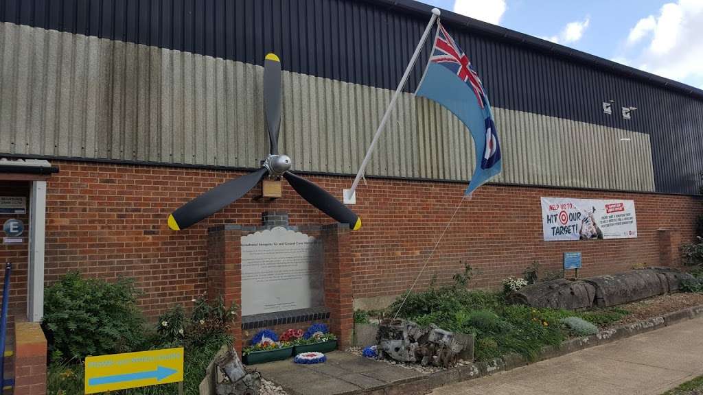 de Havilland Memorial | The de Havilland Aircraft Museum, Salisbury Hall, Shenley, London Colney, Shenley, St Albans AL2 1BU, UK