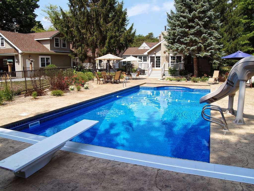 Arvidson Pools & Spas | 2222 N Rand Rd, Palatine, IL 60067 | Phone: (847) 359-4490