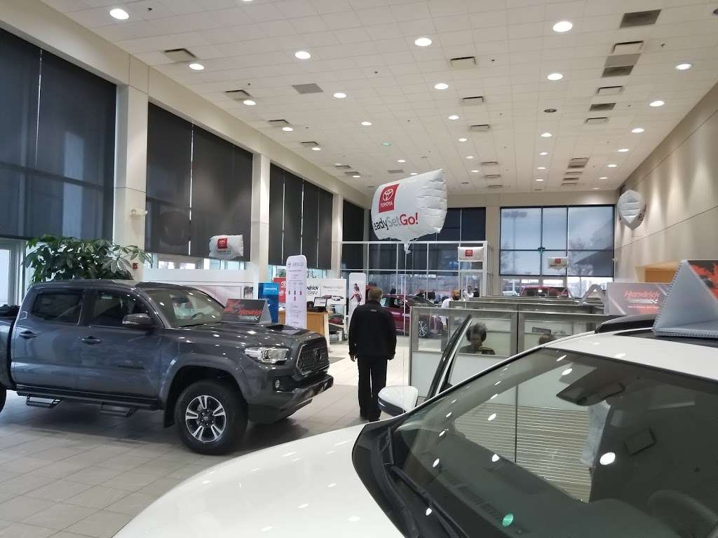 Hendrick Toyota Concord | 7670 Bruton Smith Blvd, Concord, NC 28027 | Phone: (704) 467-8287