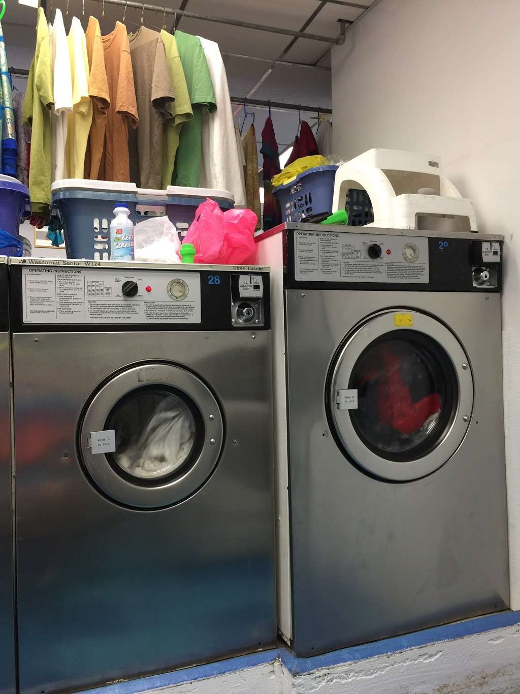 Newness-Brightness-Happiness-Fulness Laundromat | 158-06 84th Dr, Jamaica, NY 11432, USA | Phone: (718) 523-8951