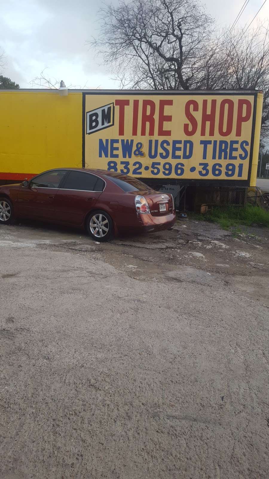 B M Tire Shop | 9735 Veterans Memorial Dr, Houston, TX 77038, USA | Phone: (832) 596-3691