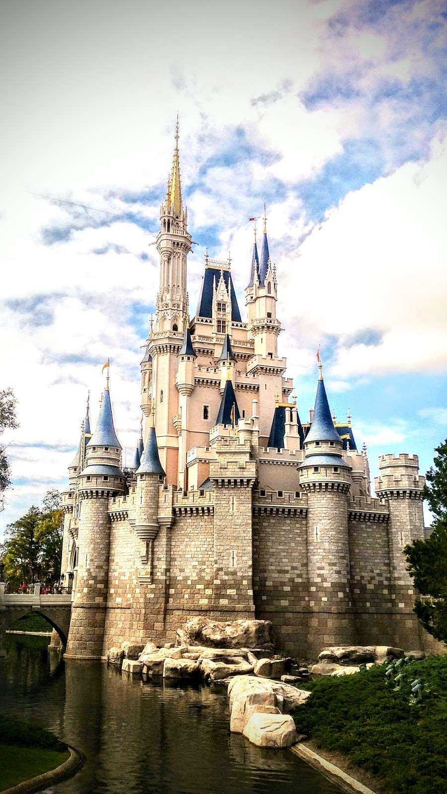 Walt Disney World | 1375 Buena Vista Dr, Orlando, FL 32830, USA | Phone: (407) 939-5277