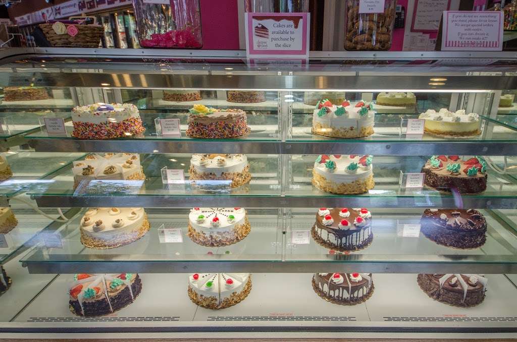 Luscious & Sweet Gourmet Bakery | 319 S Pitney Rd, Galloway, NJ 08205 | Phone: (609) 748-4142