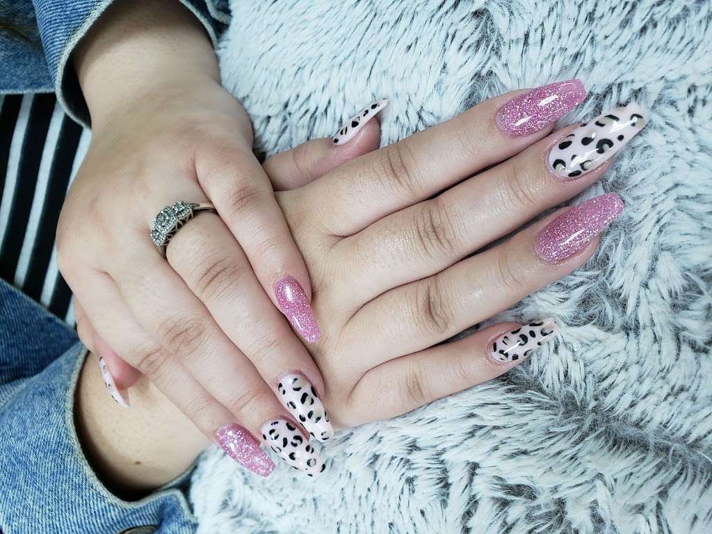 LV Nails & Spa  Top Nails Salon in Los Alamitos California 90720