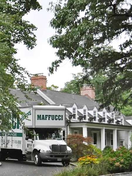 Maffucci Bekins Moving & Storage Long Island Movers | 140 New Hwy, Amityville, NY 11701, USA | Phone: (212) 496-6500