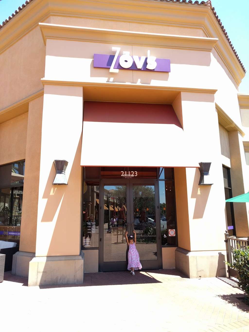 Zovs Restaurant Newport | 21123 Newport Coast Dr, Newport Beach, CA 92657, USA | Phone: (949) 760-9687
