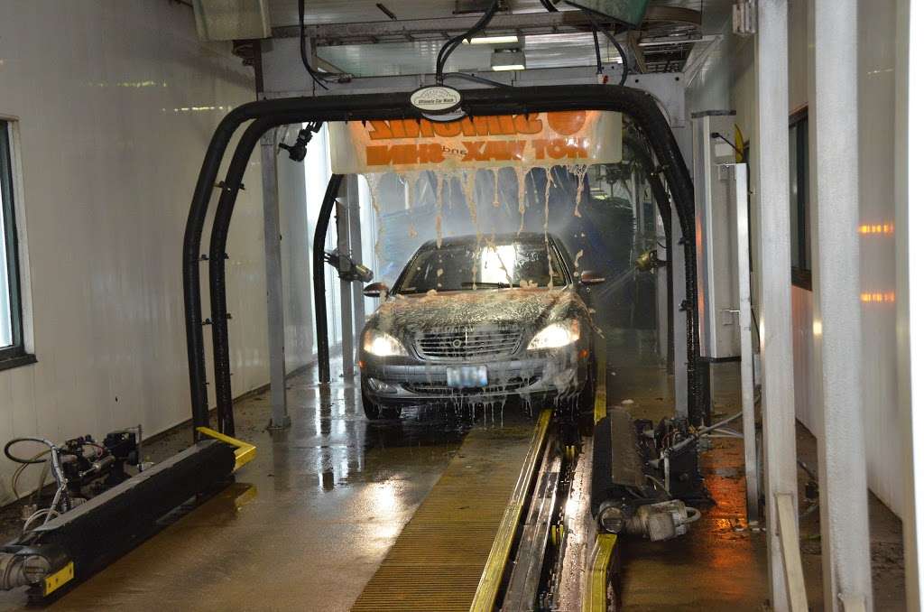 Melges Car Wash | 1100 Edwards Blvd, Lake Geneva, WI 53147, USA | Phone: (262) 249-9274
