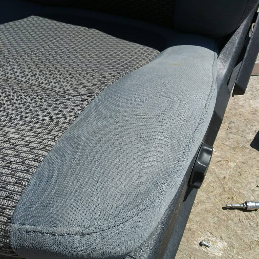 La coste Custom upholstery | 12145 Edelweiss Dr, Lacoste, TX 78039, USA | Phone: (210) 902-2987