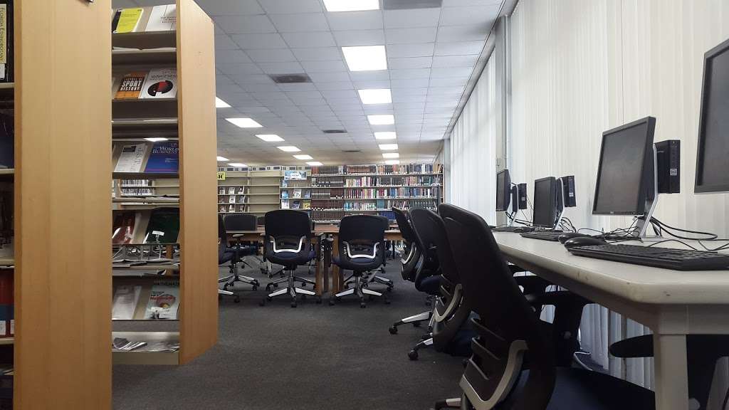 St. Thomas University Library | 16400 NW 32nd Ave, Opa-locka, FL 33054, USA | Phone: (305) 628-6667