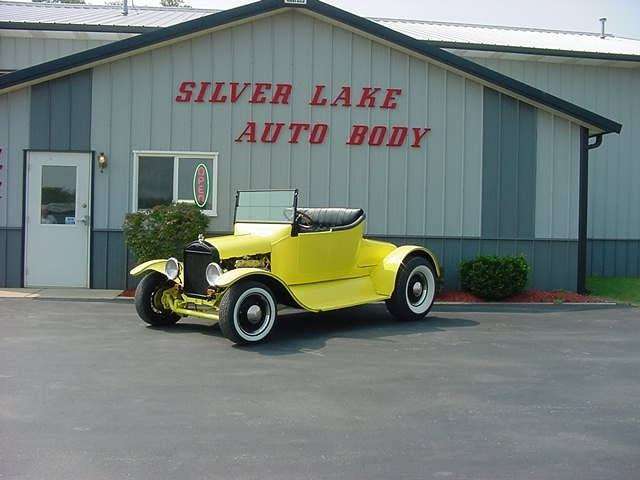 Silver Lake Auto Body | 1205 Pryor St, Silver Lake, WI 53170 | Phone: (262) 889-8200