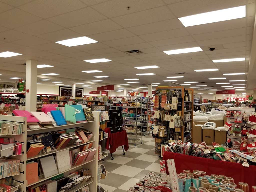 T.J. Maxx, 8510 N Evanston Ave, Kansas City, MO, Department Stores -  MapQuest