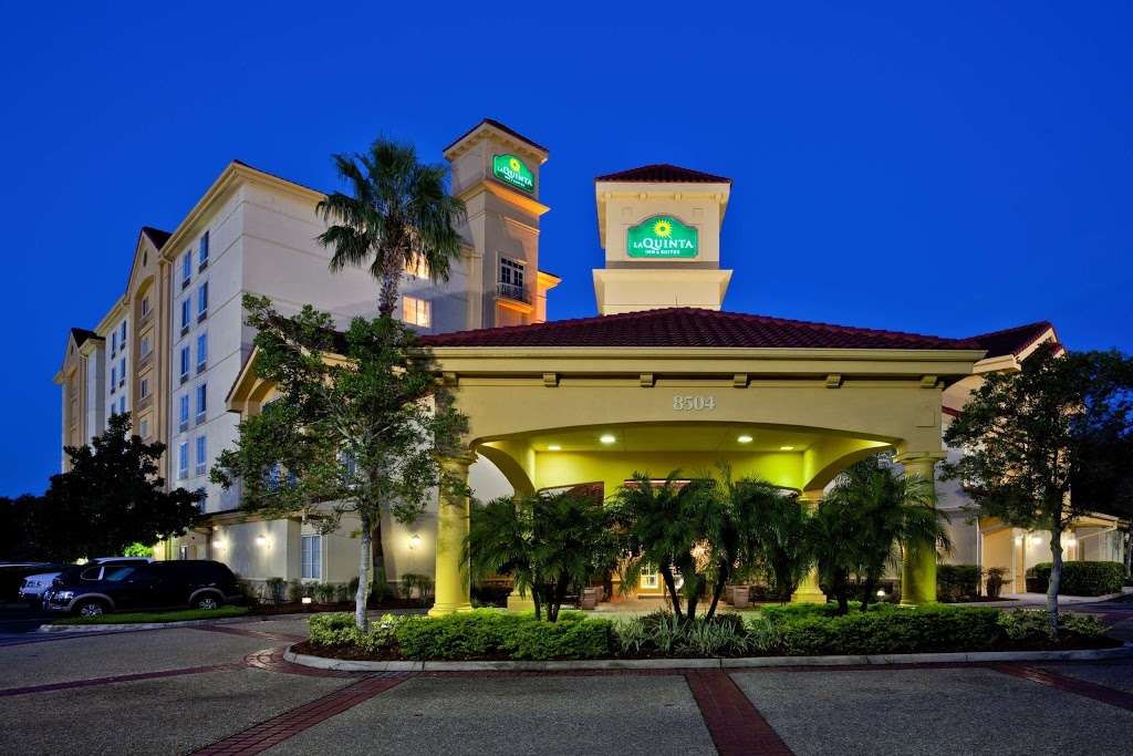 La Quinta Inn & Suites Orlando I Drive-Conv Center | 8504 Universal Blvd, Orlando, FL 32819, USA | Phone: (407) 345-1365