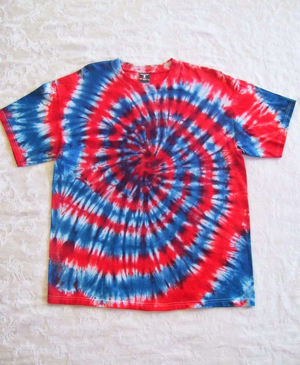 Little Rainbows Tie-dyes | 11050 Long Lake Ln, Fishers, IN 46037, USA | Phone: (317) 579-9777