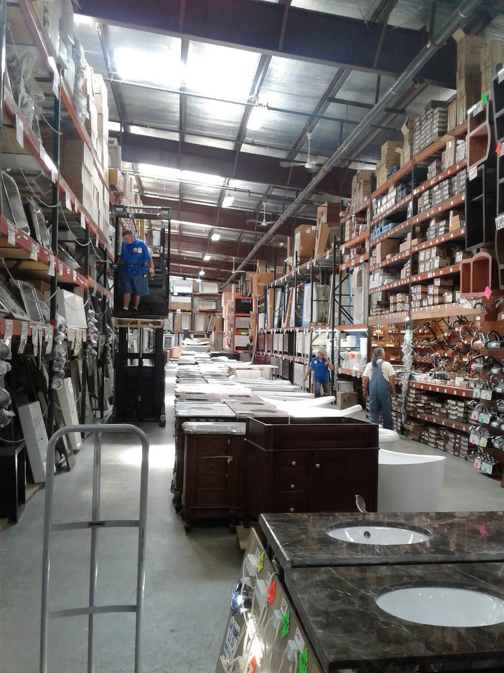 Builders Surplus-Haltom City, Texas | 5832 E Belknap St, Haltom City, TX 76117 | Phone: (817) 831-3600