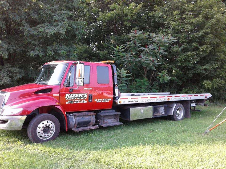 Kizers Auto Body & Towing Service | 113 Hemlock Rd, Lake Ariel, PA 18436, USA | Phone: (570) 937-4460