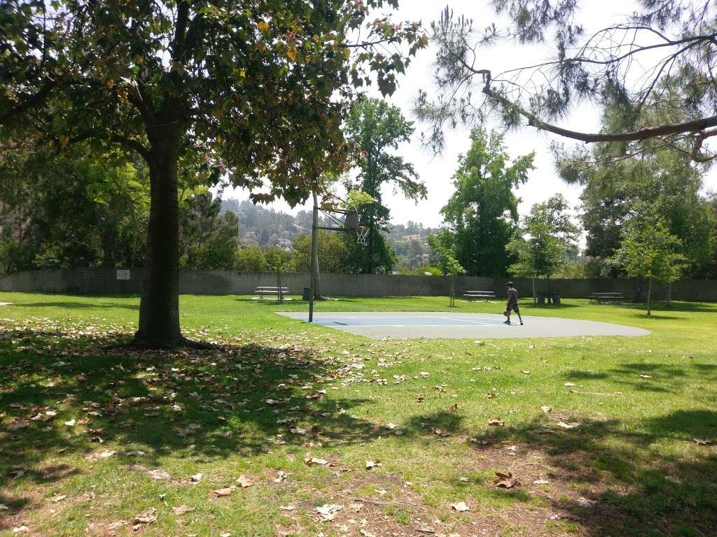 Emerald Isle Park | 2130 Lenore Dr, Glendale, CA 91206, USA | Phone: (818) 548-2000