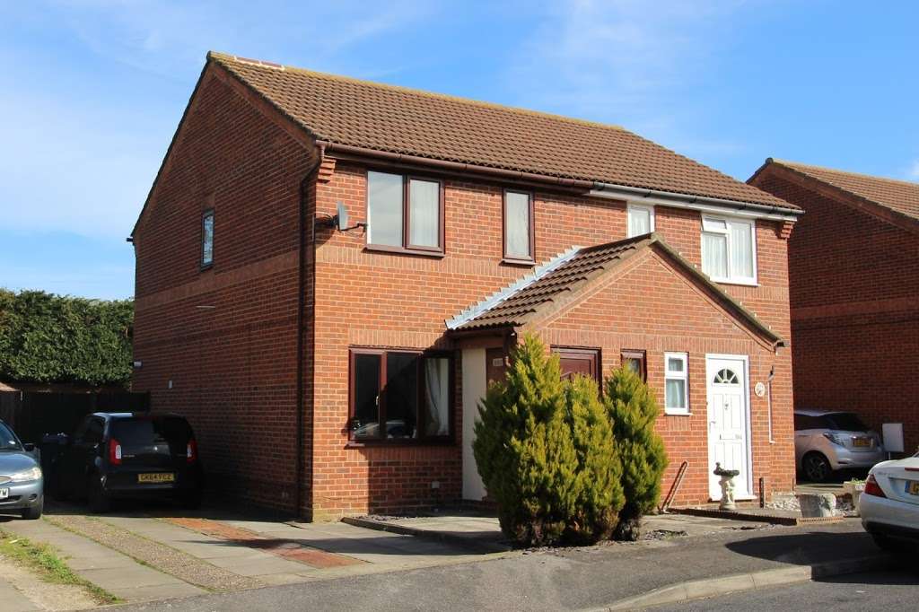 House 2 Home Estates | Barham Court, Teston,, Maidstone ME18 5BZ, UK | Phone: 01732 321331