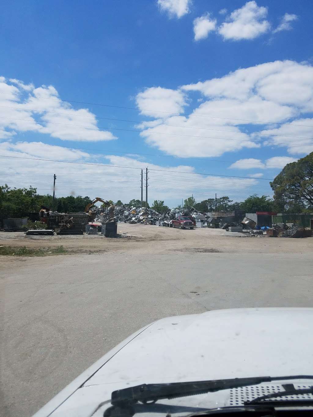 419 Metal-Auto Recycling Center | 600 Old Sanford Oviedo Rd, Winter Springs, FL 32708, USA | Phone: (407) 327-4419