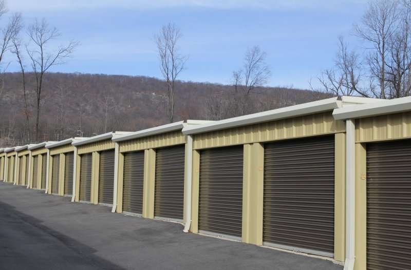 Columbia Self Storage | 1059 Pennsylvania Ave, Pen Argyl, PA 18072, USA | Phone: (610) 991-7224