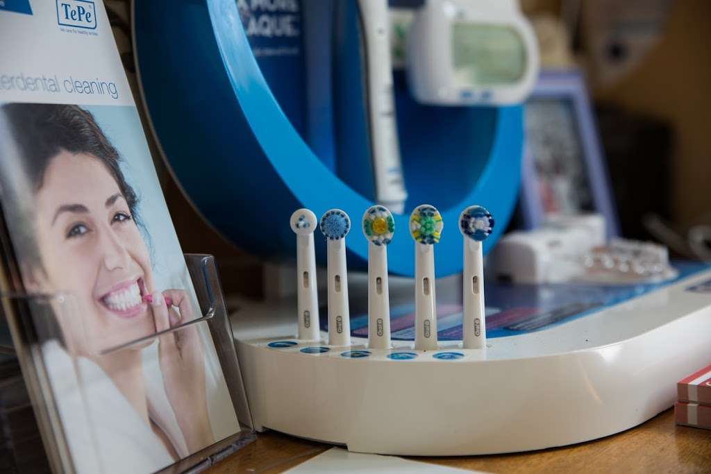 Penerley Road Dental Practice | 8 Penerley Rd, London SE6 2LQ, UK | Phone: 020 8698 1944