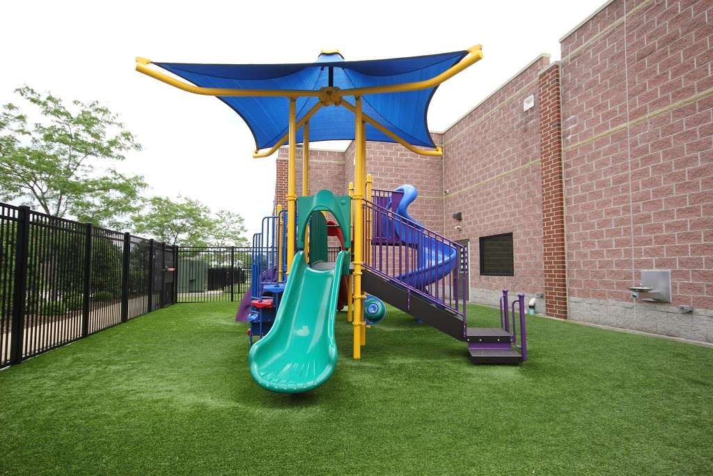 Kiddie Academy of Naperville | 2828 Patriots Ln, Naperville, IL 60563 | Phone: (630) 416-8000