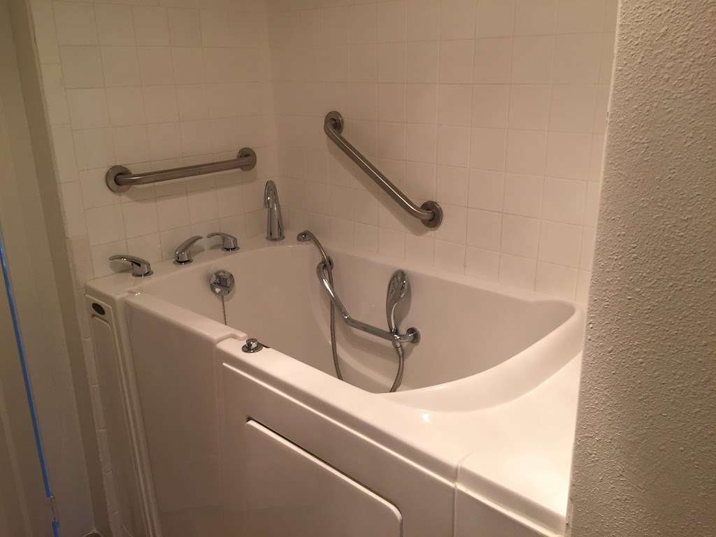 American Quality Walk-In Tub | 19205 Parthenia St G, Northridge, CA 91324 | Phone: (855) 200-0882