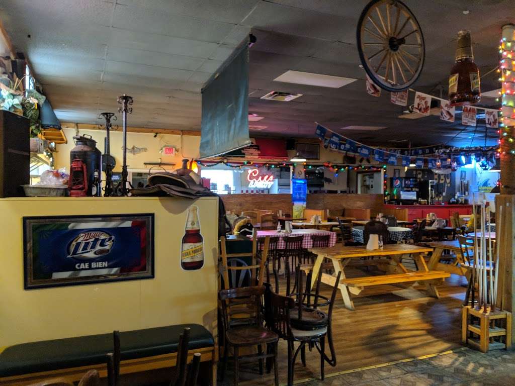 JRs BBQ & Saloon | 15492 SW Warfield Blvd, Indiantown, FL 34956 | Phone: (772) 597-0876