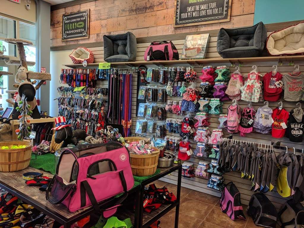 Bentleys Pet Stuff | 4196 IL-83 Unit D, Long Grove, IL 60047 | Phone: (847) 793-0500