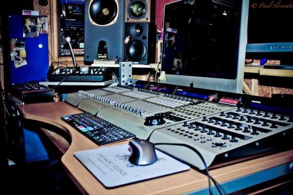 Cafe Music Studios | 18 Ordell Rd, London E3 2DS, UK | Phone: 020 8981 2588