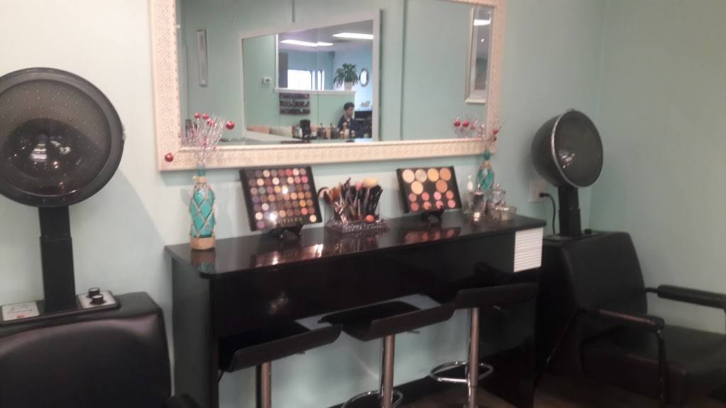 Beach Beauty Salon | 7916 Fegenbush Ln, Louisville, KY 40228, USA | Phone: (502) 231-3199