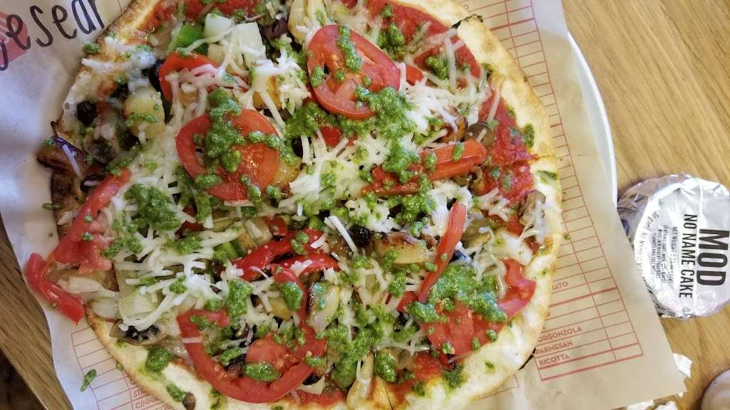 MOD Pizza | 8833 Sura Ln, Greenfield, WI 53228, USA | Phone: (262) 330-0028