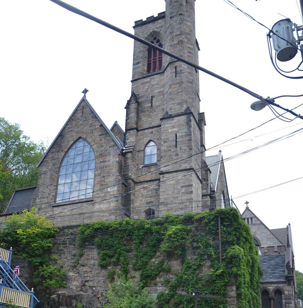 St Mark & John Episcopal Church | 21 Race St, Jim Thorpe, PA 18229, USA | Phone: (570) 325-2241