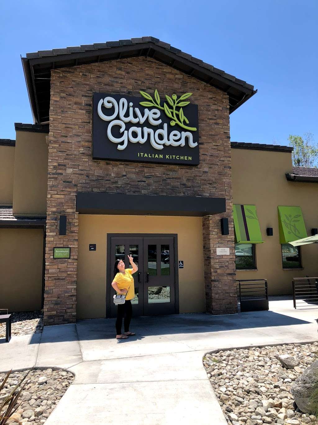 Olive Garden Italian Restaurant | 3801 Grand Ave, Chino, CA 91710, USA | Phone: (909) 590-5465