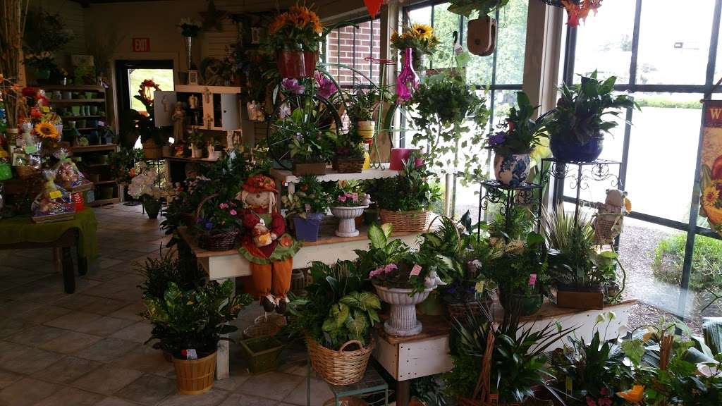 Royers Flowers & Gifts | 366 E Penn Ave, Wernersville, PA 19565, USA | Phone: (610) 678-7370