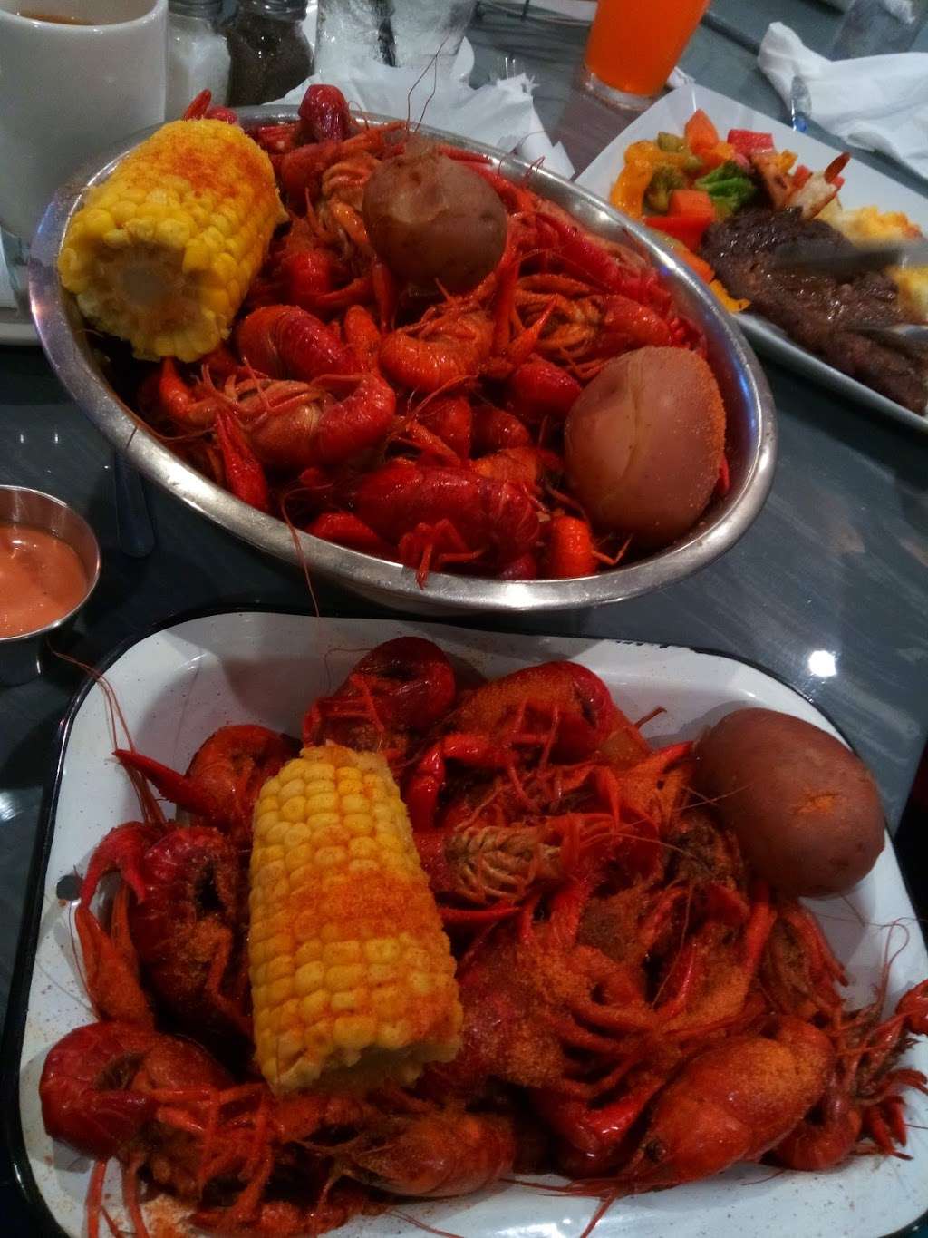 La Costa Seafood & Bar | 1002 S Washington Ave, Cleveland, TX 77327, USA | Phone: (832) 480-5358