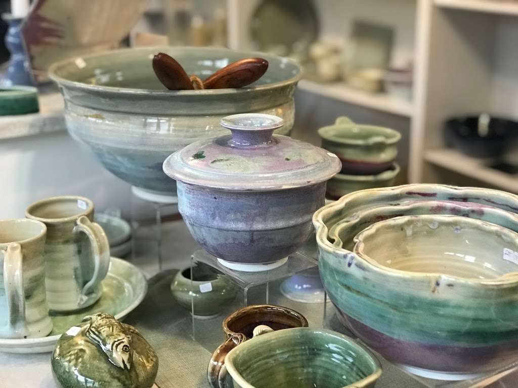 Ipswich Pottery | 315 High St, Ipswich, MA 01938, USA | Phone: (508) 527-2747