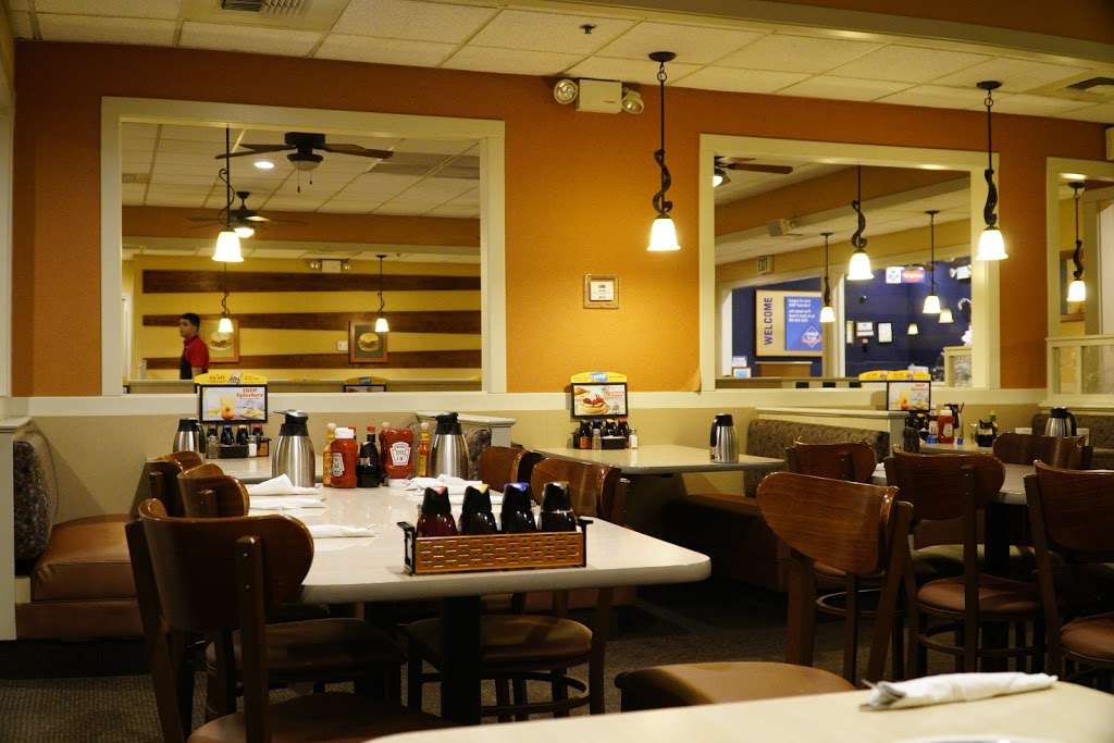 IHOP | 1688 N Perris Blvd, Perris, CA 92571, USA | Phone: (951) 943-1844