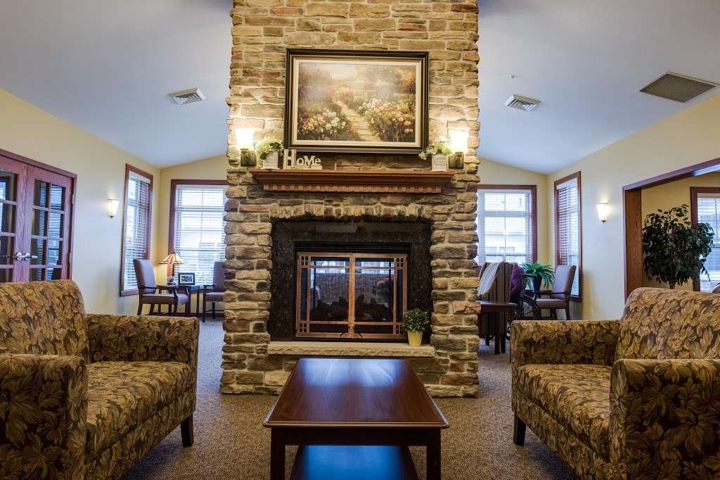 Heritage Court Memory Care | 1831 Meadow Ln, Pewaukee, WI 53072, USA | Phone: (262) 542-3434