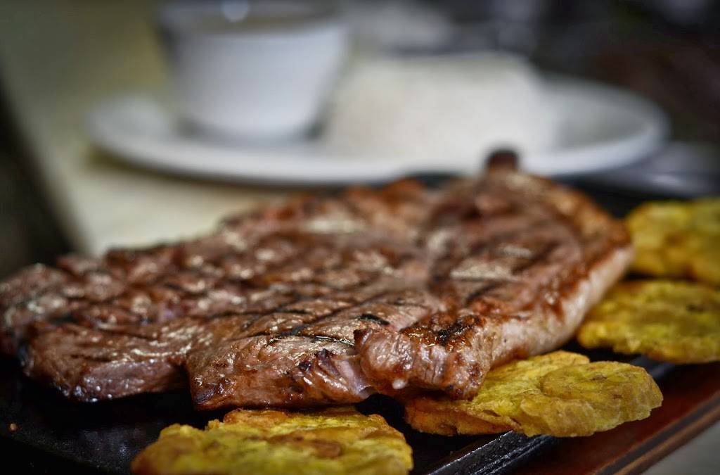 Oh! Que Bueno Restaurant Grill and Bar | 1125 S Semoran Blvd, Orlando, FL 32807, USA | Phone: (407) 447-5026