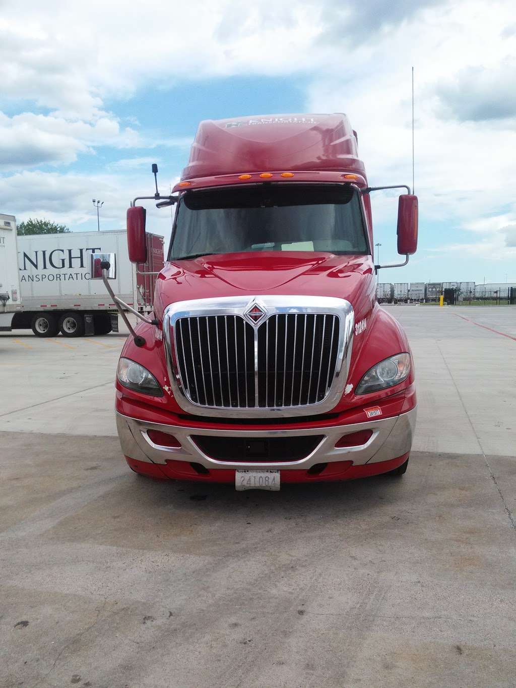 Knight Truck and Trailer Sales | 2120 Echelon Dr, Katy, TX 77449, USA | Phone: (800) 728-1692