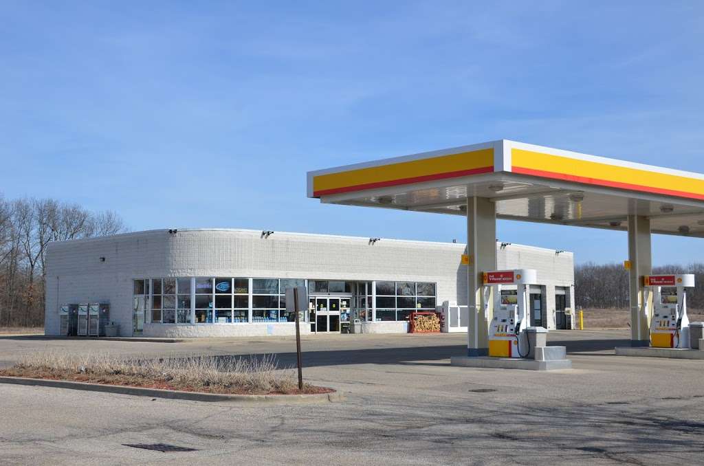 Shell | 1060 N Rochester St, Mukwonago, WI 53149, USA | Phone: (262) 363-4565