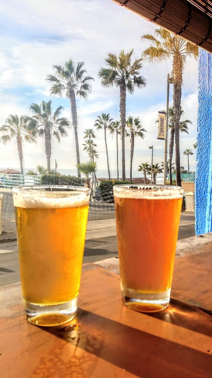 Shellback Tavern 116 Manhattan Beach Blvd, Manhattan Beach, CA 90266