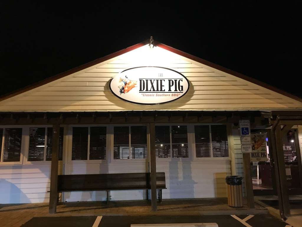 The Dixie Pig Tega Cay | 2150 Gold Hill Rd, Tega Cay, SC 29708 | Phone: (803) 396-5600