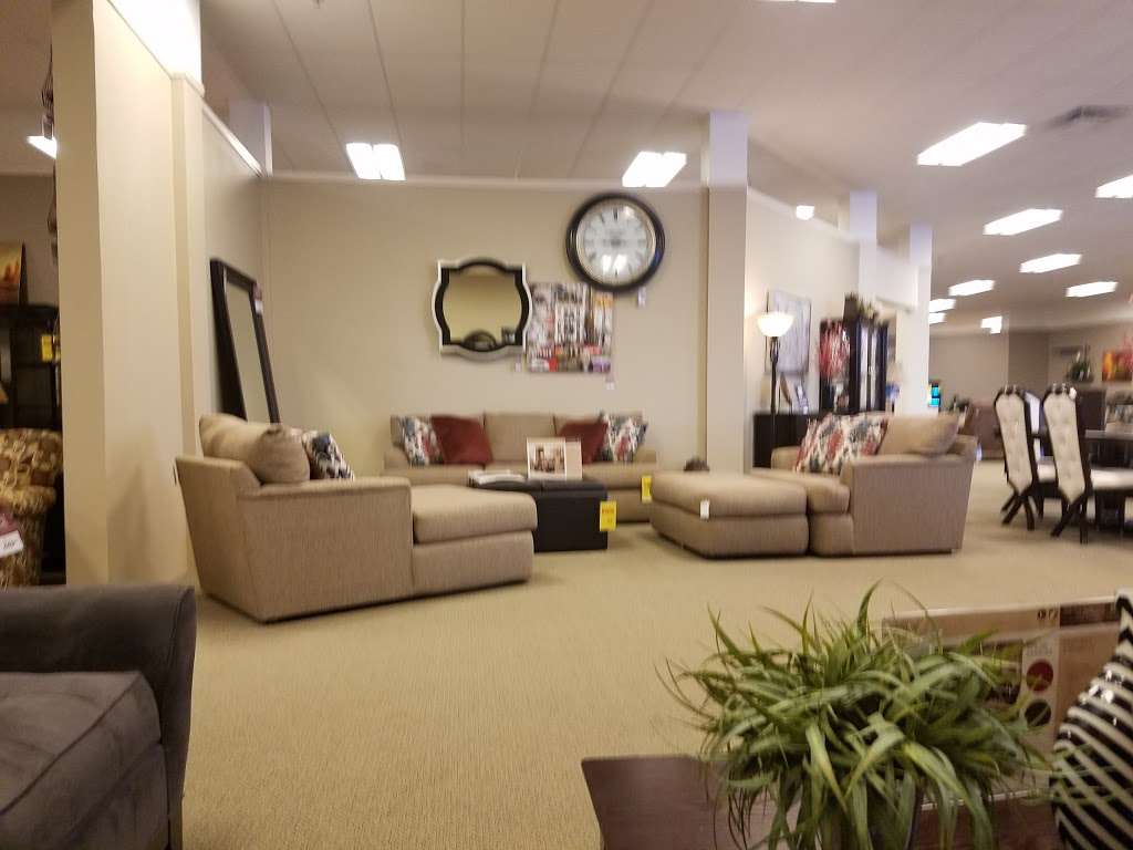 Raymour & Flanigan Furniture and Mattress Store | 531 US-46, Fairfield, NJ 07004 | Phone: (973) 227-2868