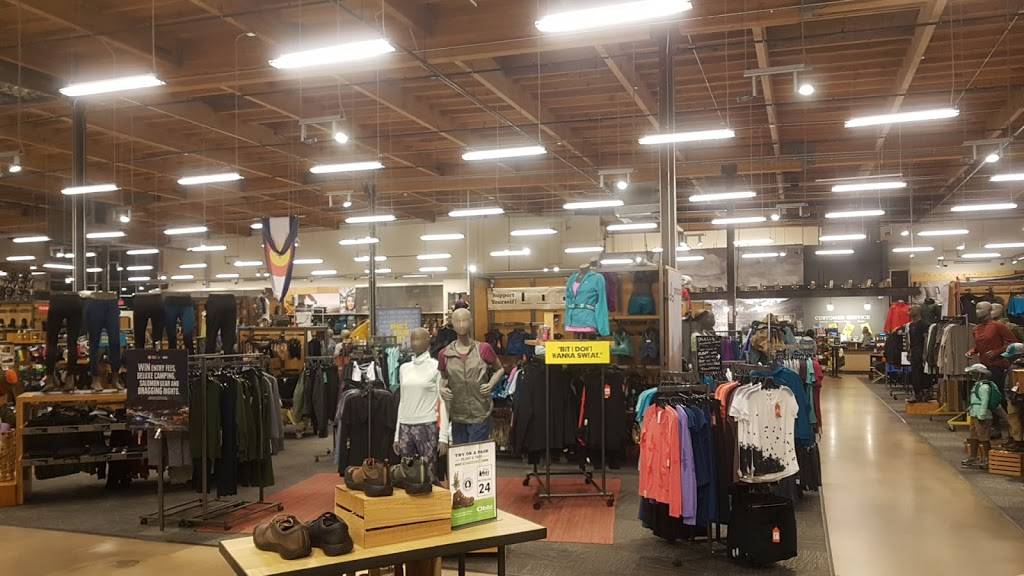 REI | 1376 E Woodmen Rd, Colorado Springs, CO 80920, USA | Phone: (719) 260-1455